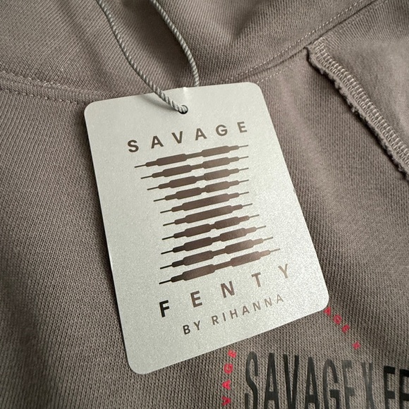 Essential Terry Scope Logo- Savage X Fenty Raglan Hoodie - Small - Picture 4 of 8
